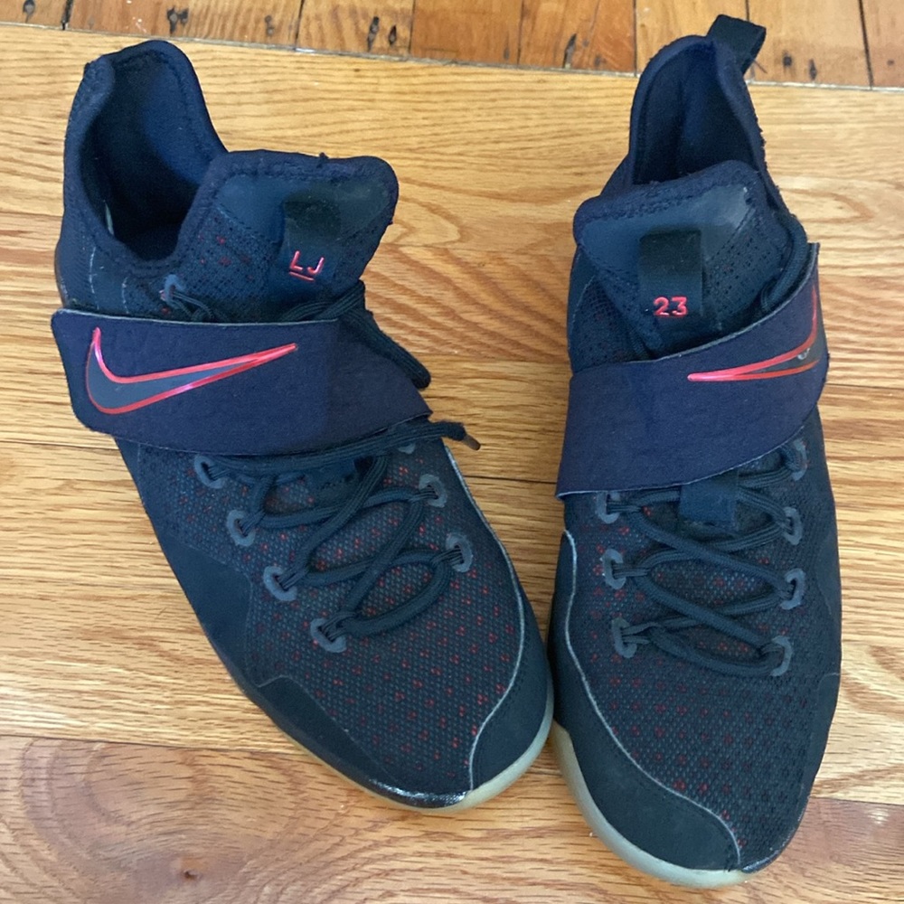 Nike Lebron Kids 14 Bred Mid Top GUC Sneakers - Picture 10 of 16